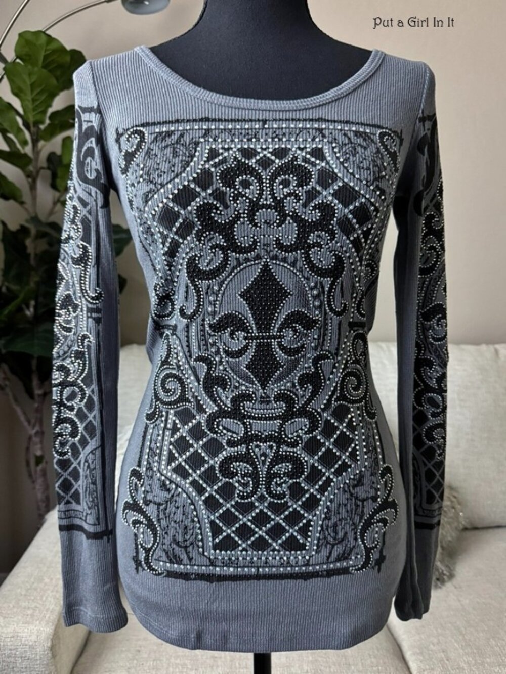 New Vocal Apparel Women's Crystal Gray Black Fleur De Lis Shirt Small S Bling